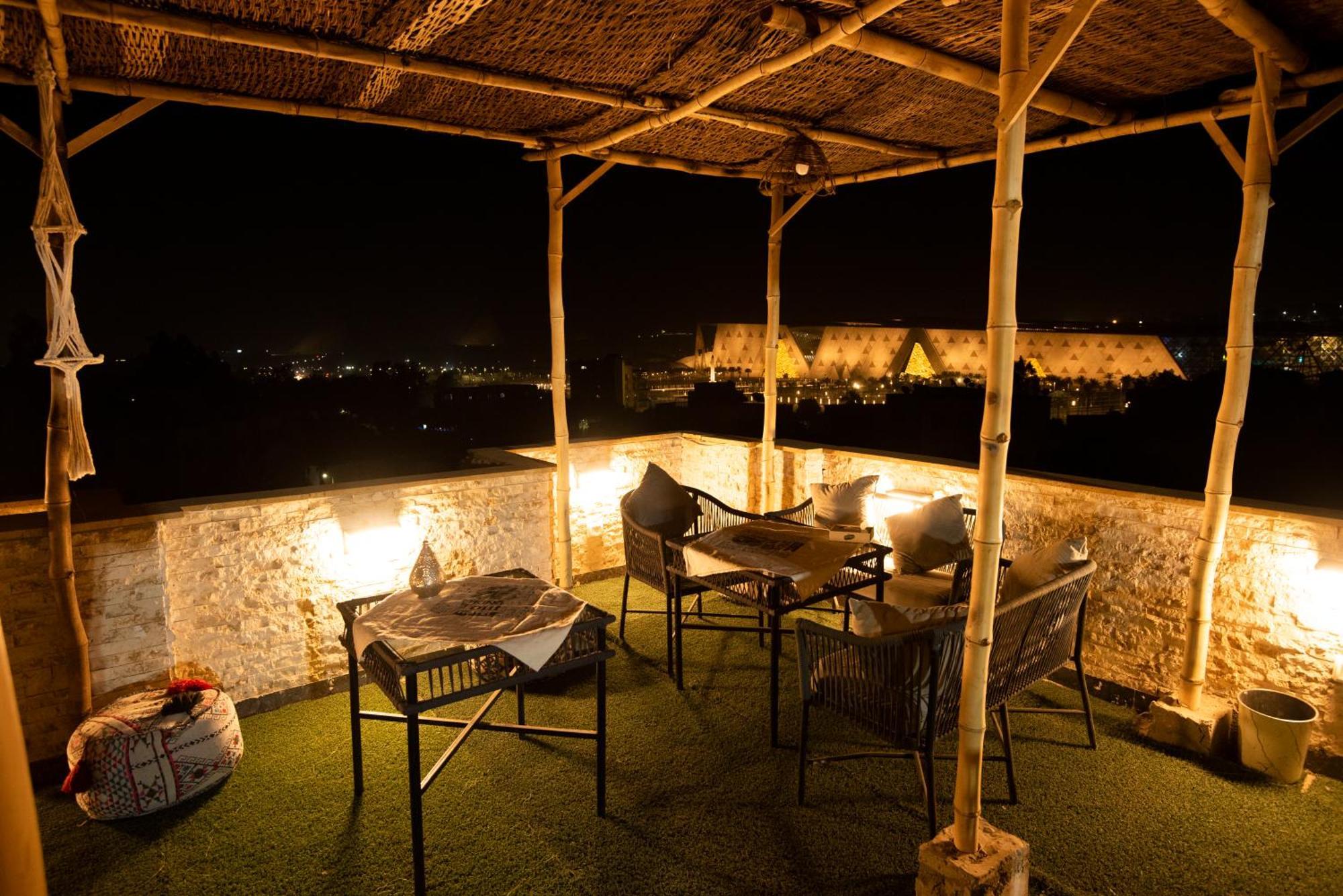 Apartment Tout King Pyrimds View Cairo