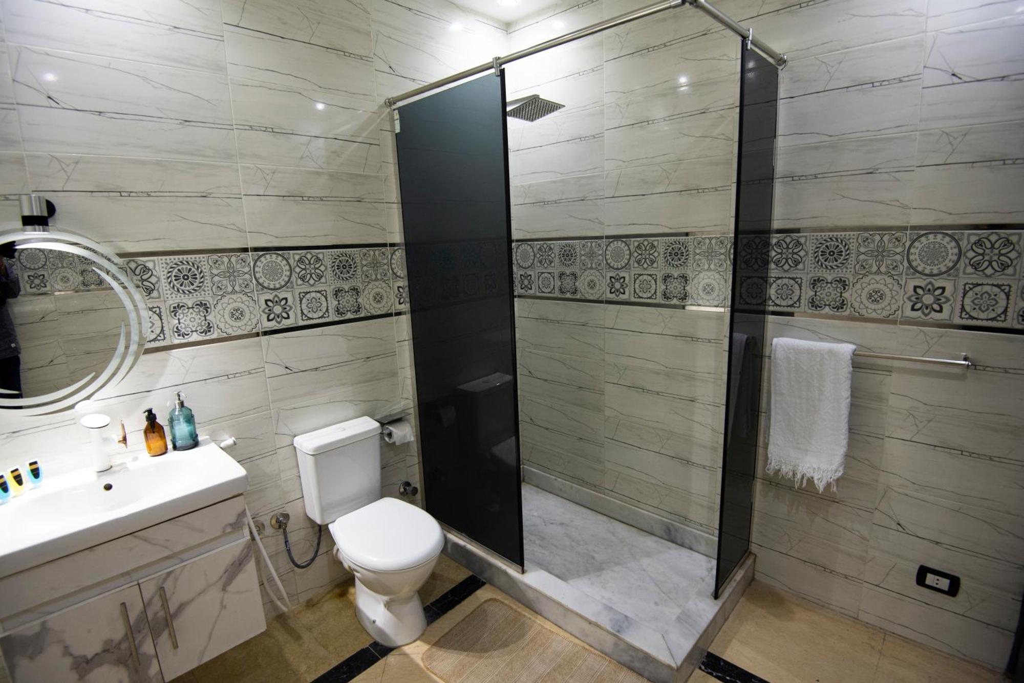 Tout King Pyrimds View Apartment
